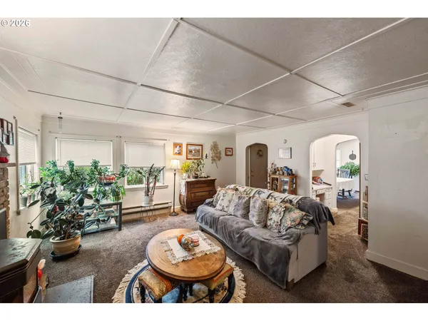 $1,200,000 | 303 South Empire Boulevard, Coos Bay, OR 97420