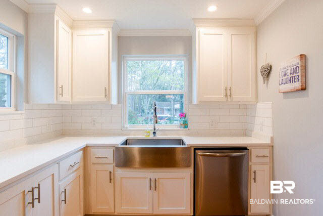 205 Orange Avenue Fairhope, AL 36532 - Photo 8 of 31 Kitchen
