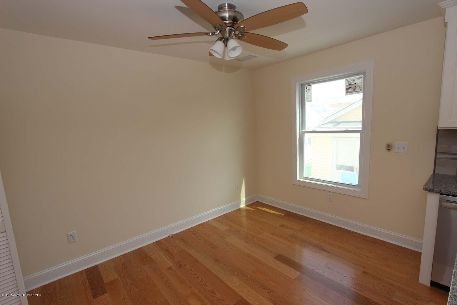 24 East Rutherford Lane Lavallette, NJ 08735 - Photo 10 of 22 IMG_4967