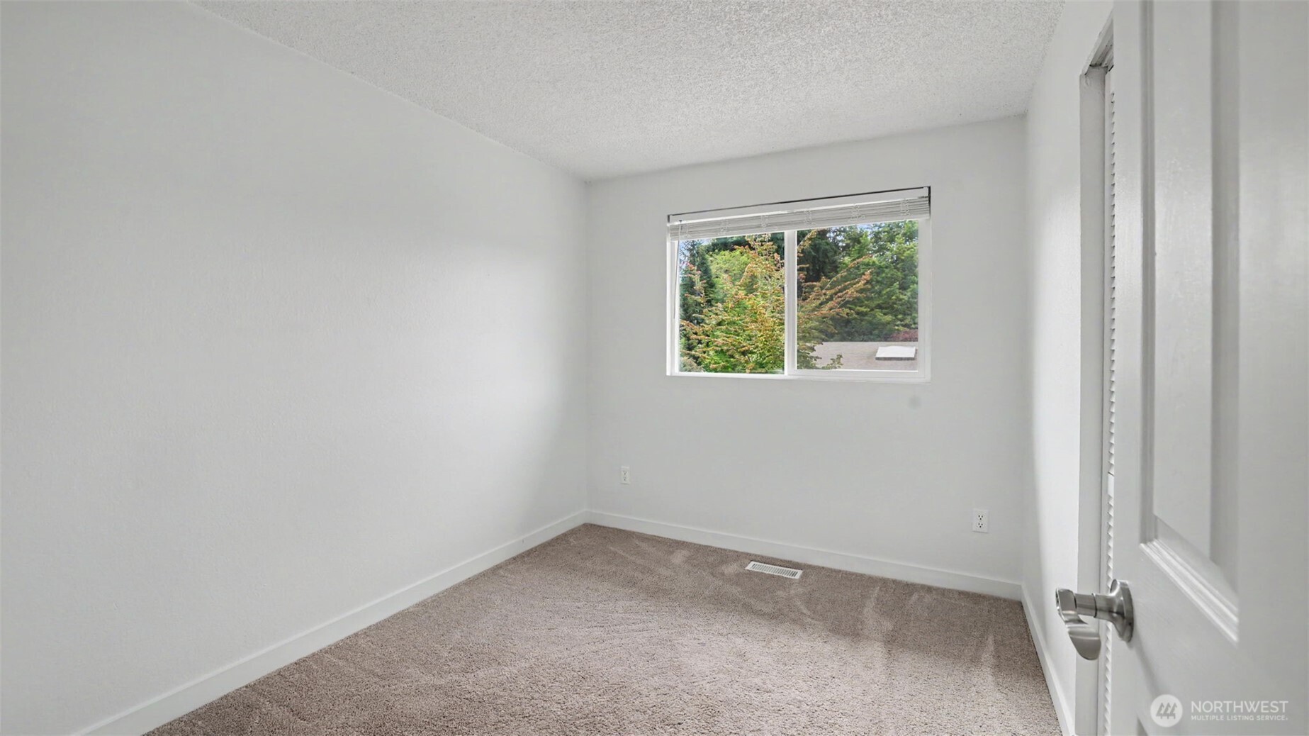 2233 184th Place Southeast Bothell, WA 98012 - Photo 21 of 38
