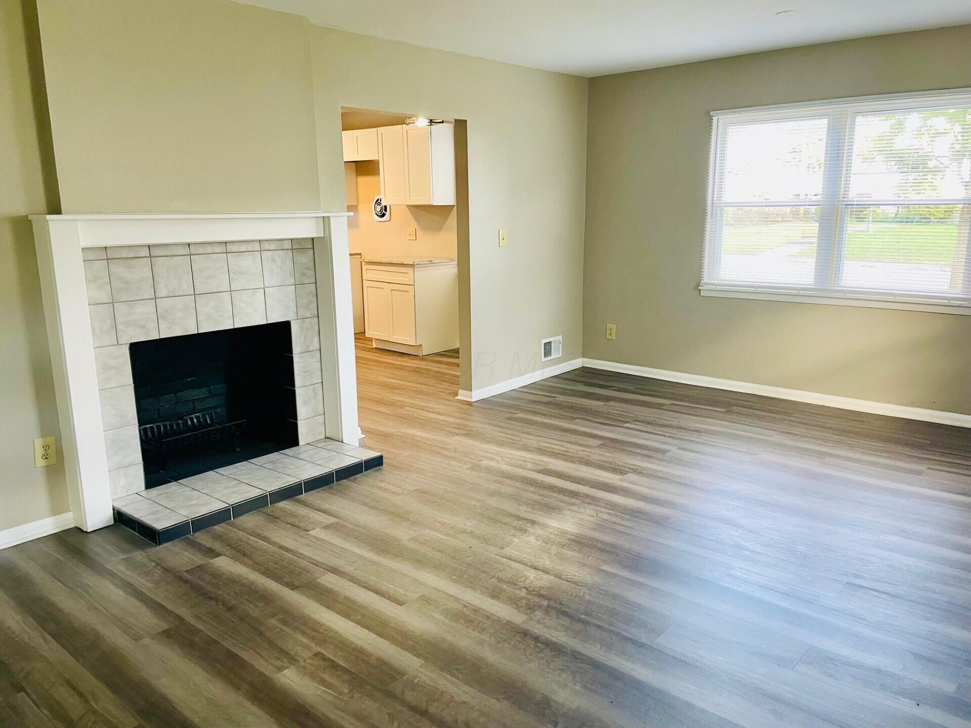 2856 Eastminster Road Columbus, OH 43209 - Photo 4 of 14