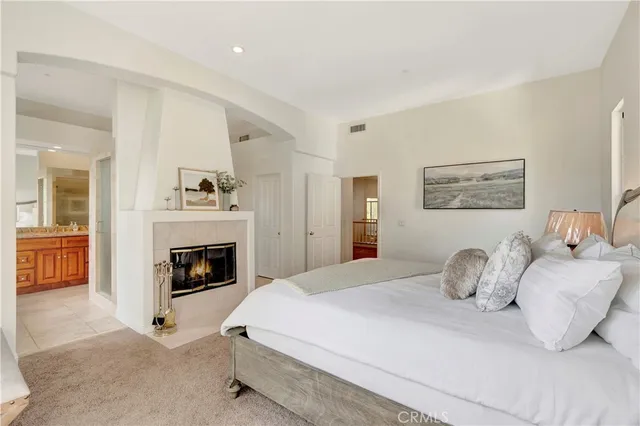 $1,610,000 | 2528 Aquasanta, Tustin, CA 92782