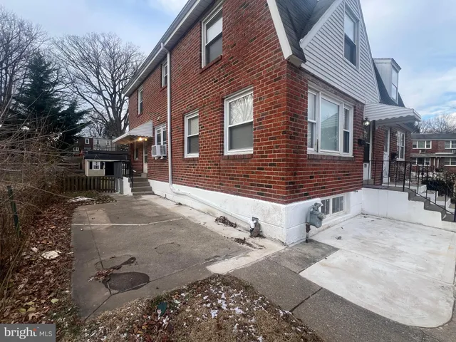 $300,000 | 709 Belair Circle, Norristown, PA 19401