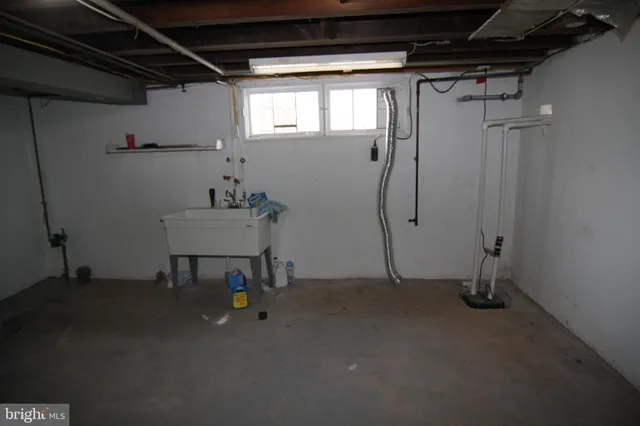 $300,000 | 709 Belair Circle, Norristown, PA 19401