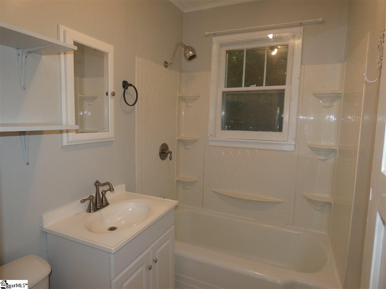 116 East Walnut Street Clinton, SC 29325 - Photo 18 of 24 Gallery Image 18