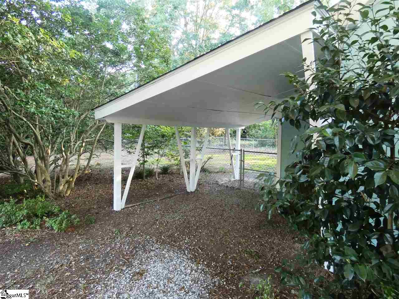 116 East Walnut Street Clinton, SC 29325 - Photo 23 of 24 Gallery Image 23