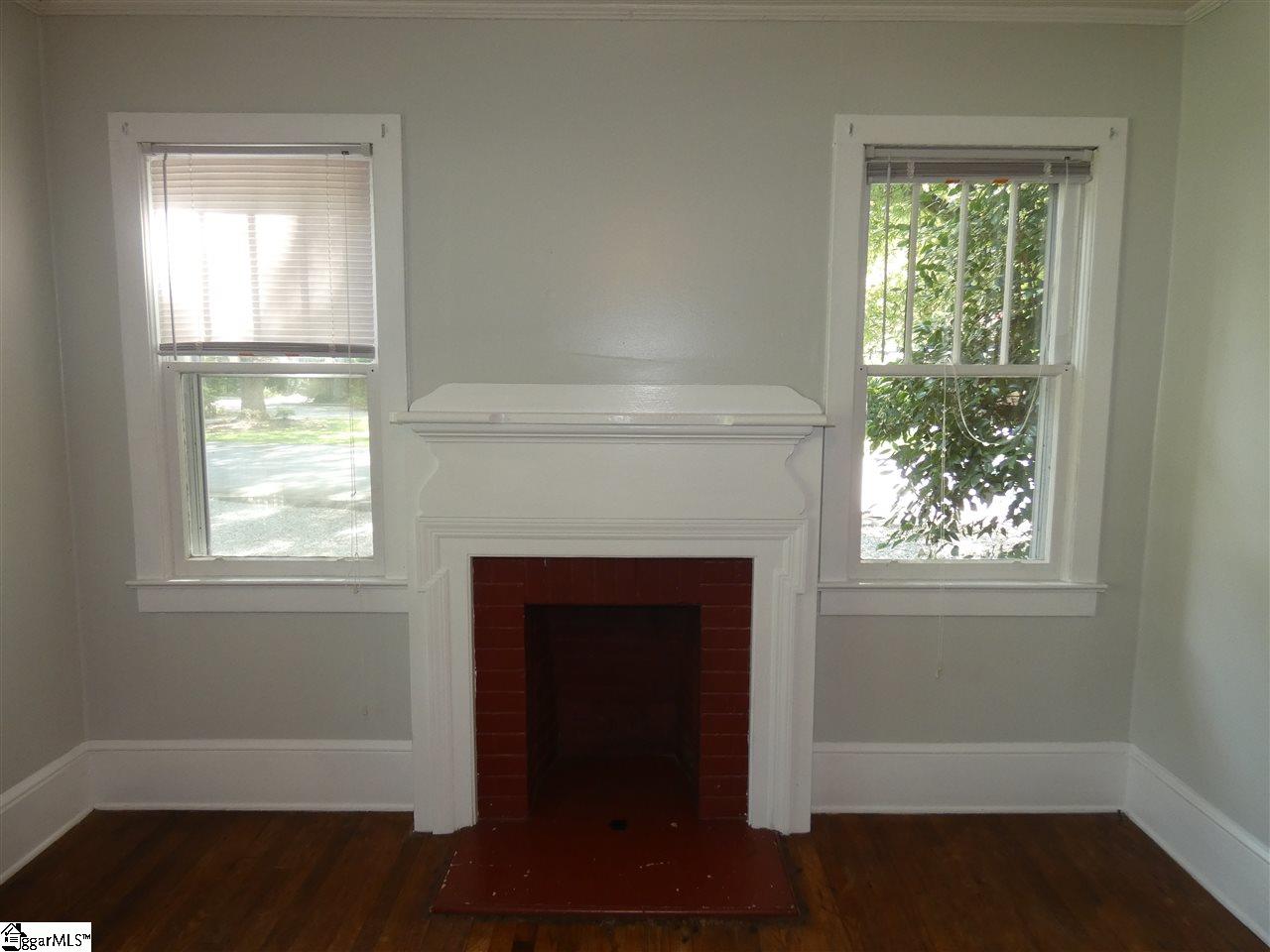 116 East Walnut Street Clinton, SC 29325 - Photo 6 of 24 Gallery Image 6