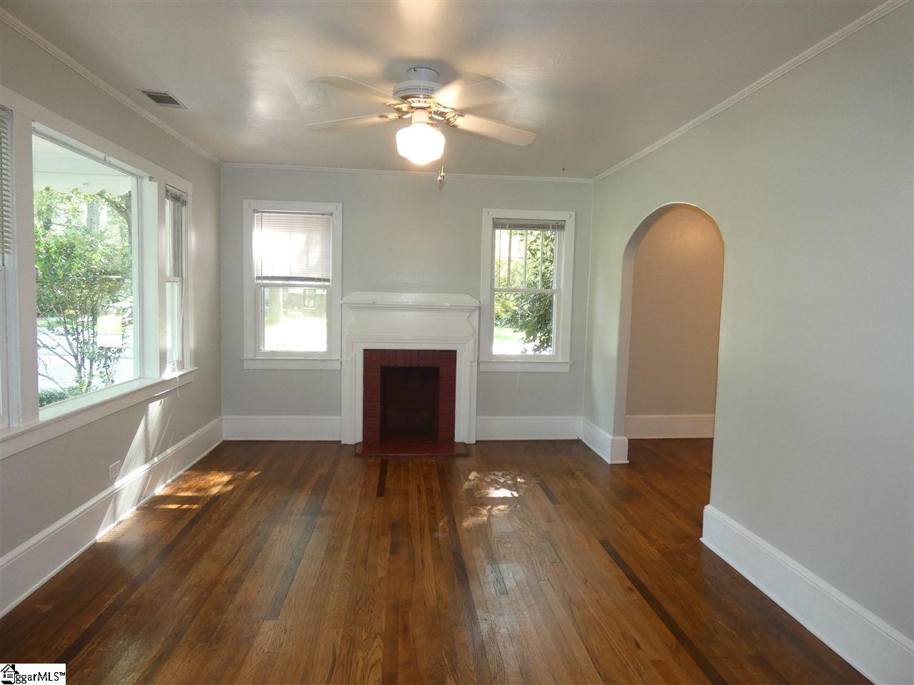 116 East Walnut Street Clinton, SC 29325 - Photo 7 of 24 Gallery Image 7