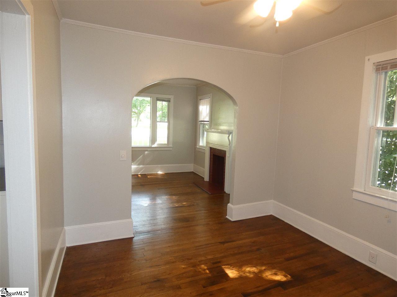 116 East Walnut Street Clinton, SC 29325 - Photo 8 of 24 Gallery Image 8