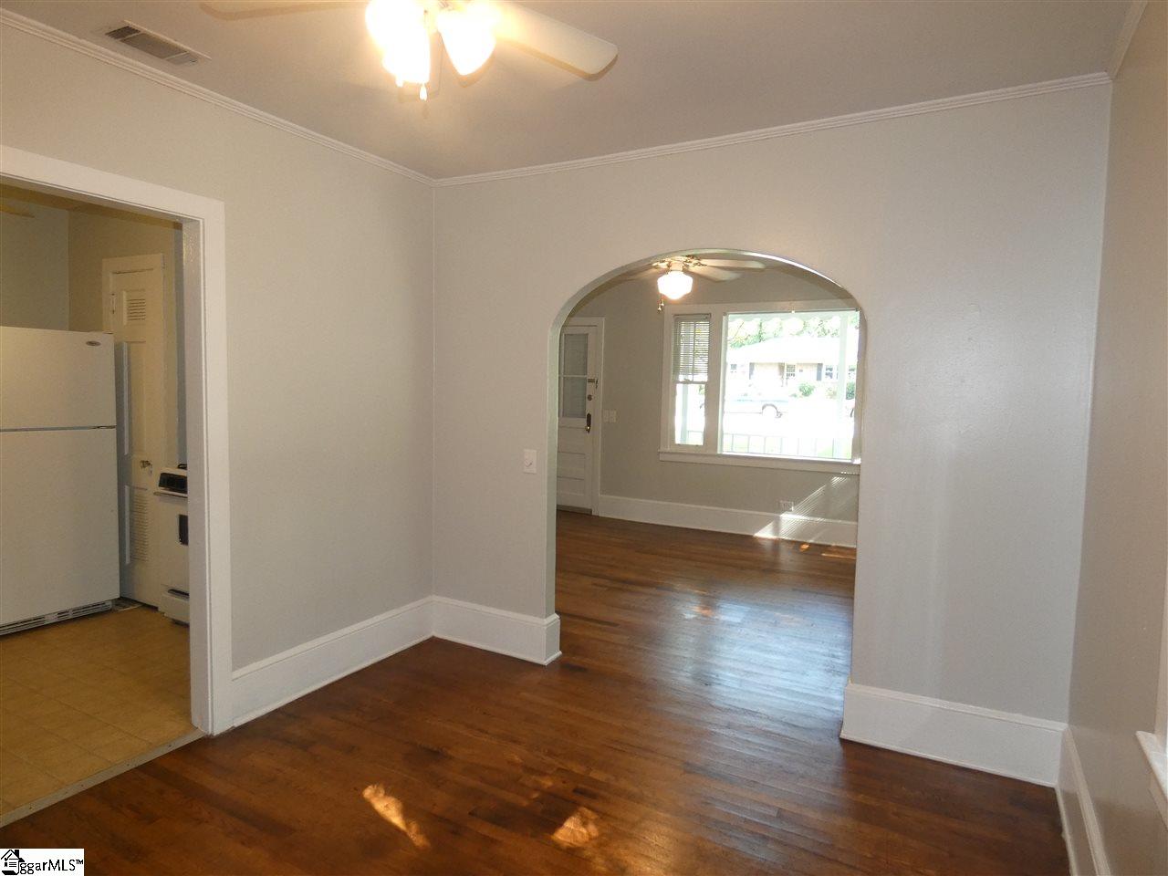 116 East Walnut Street Clinton, SC 29325 - Photo 9 of 24 Gallery Image 9