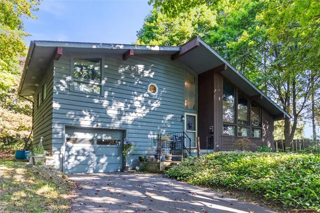 $225,000 | 128 Vienna Road, Arcadia, NY 14513