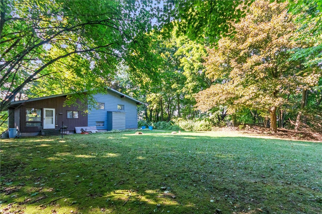 128 Vienna Road Arcadia, NY 14513 - Photo 12 of 42 rear left