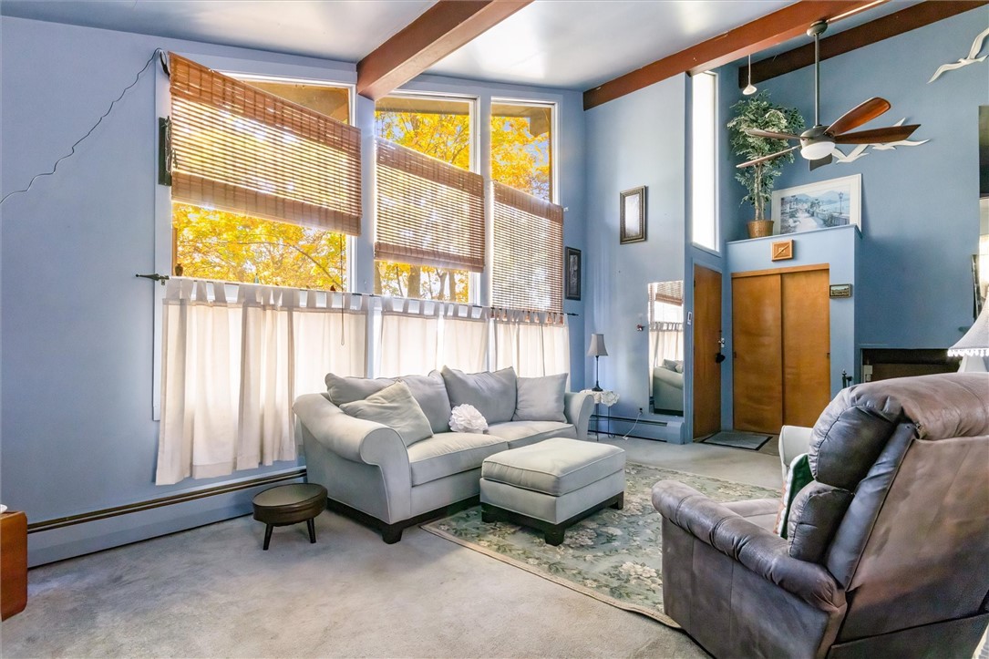 128 Vienna Road Arcadia, NY 14513 - Photo 18 of 42 living room