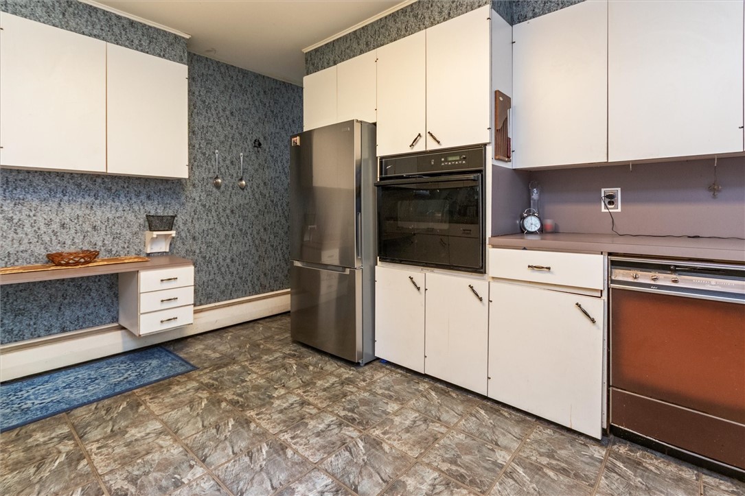 128 Vienna Road Arcadia, NY 14513 - Photo 22 of 42 kitchen