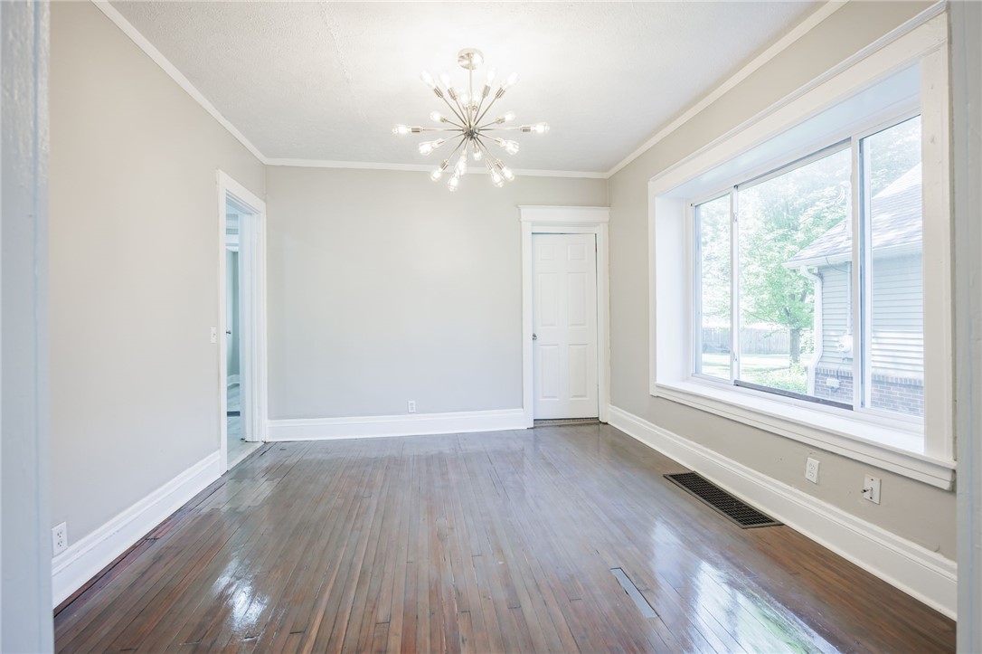 219 Dr Samuel McCree Way Rochester, NY 14611 - Photo 9 of 25 Dinning