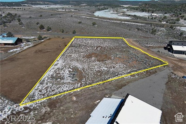 187 West Bryce Gate Circle, Unit 5 Hatch, UT 84735 - Photo 9 of 25 Aerial view of a mountain backdrop