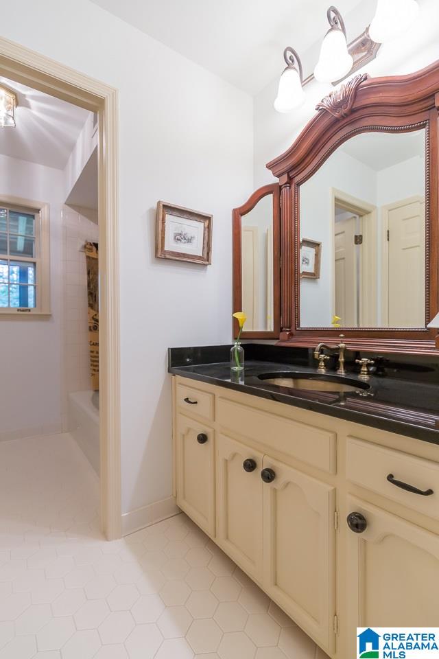3405 River Bend Road Birmingham, AL 35243 - Photo 18 of 34