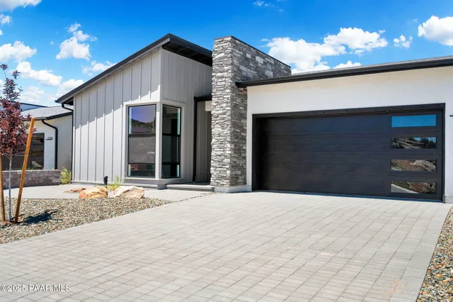 $2,600 | 1326 Rockwood Drive, Prescott, AZ 86305