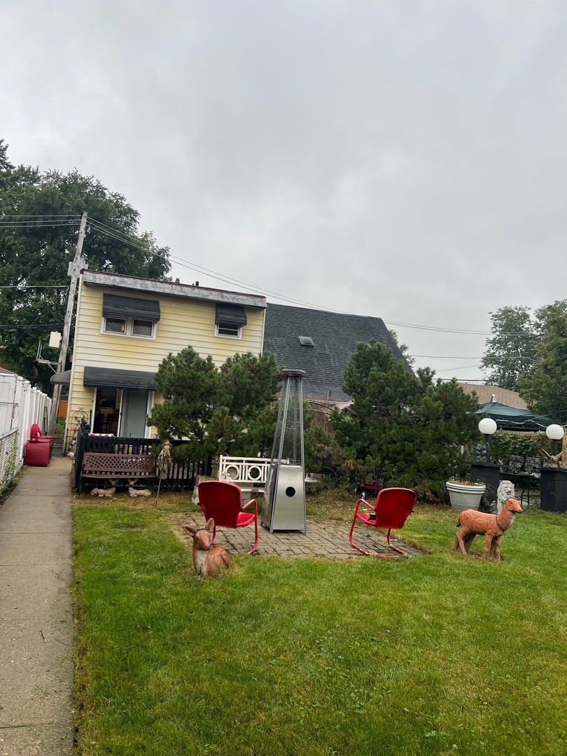 3230 North Oconto Ave  