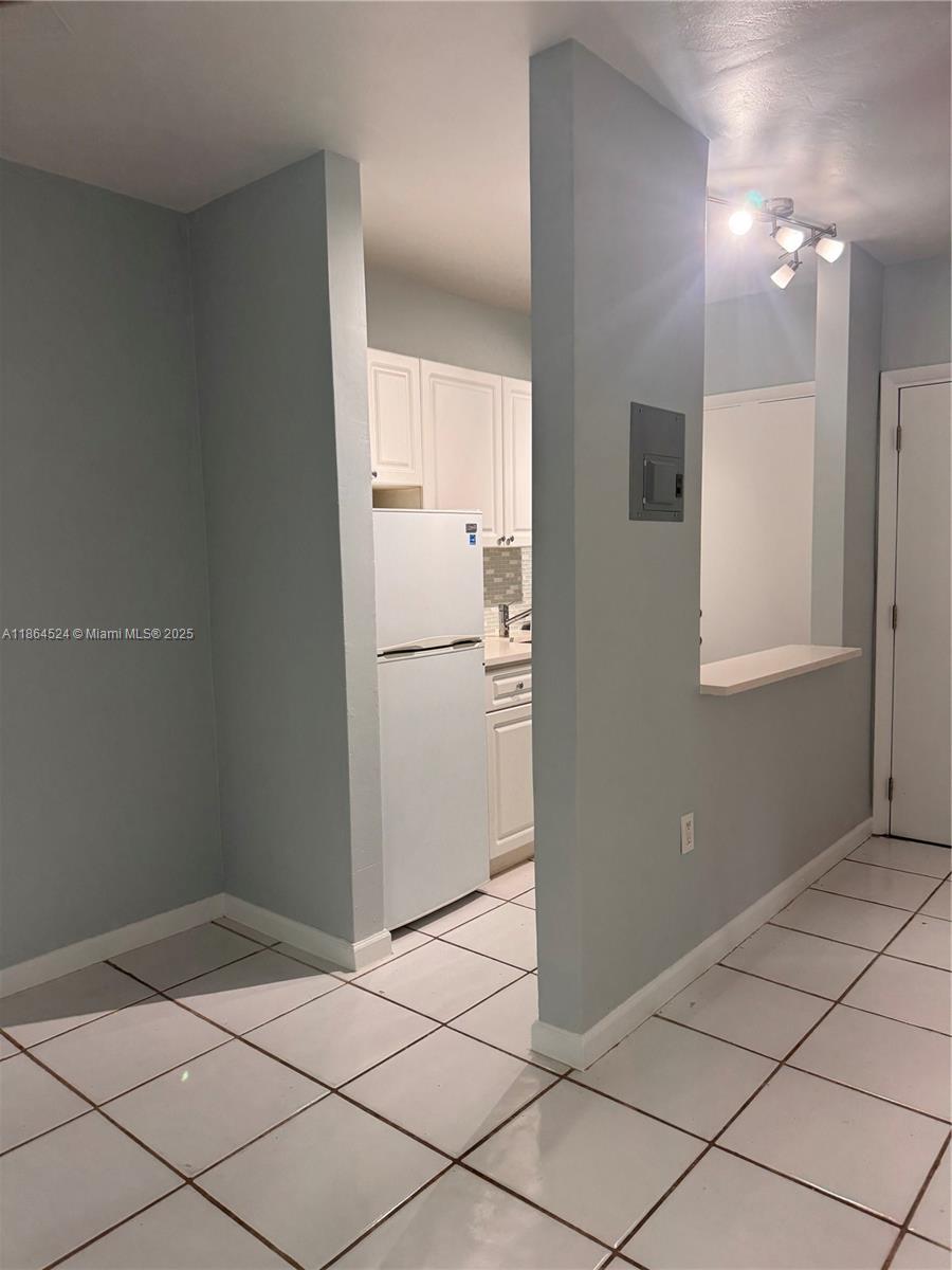 6310 Southwest 79th Street, Unit 2 South Miami, FL 33143 - Photo 3 of 8