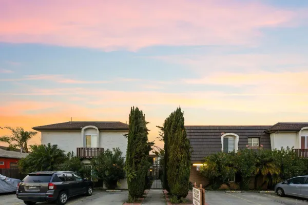 $370,000 | 4262 Wilson Avenue, Unit 10, San Diego, CA 92104
