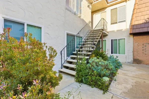 $370,000 | 4262 Wilson Avenue, Unit 10, San Diego, CA 92104