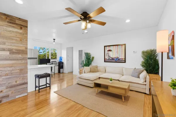 $370,000 | 4262 Wilson Avenue, Unit 10, San Diego, CA 92104