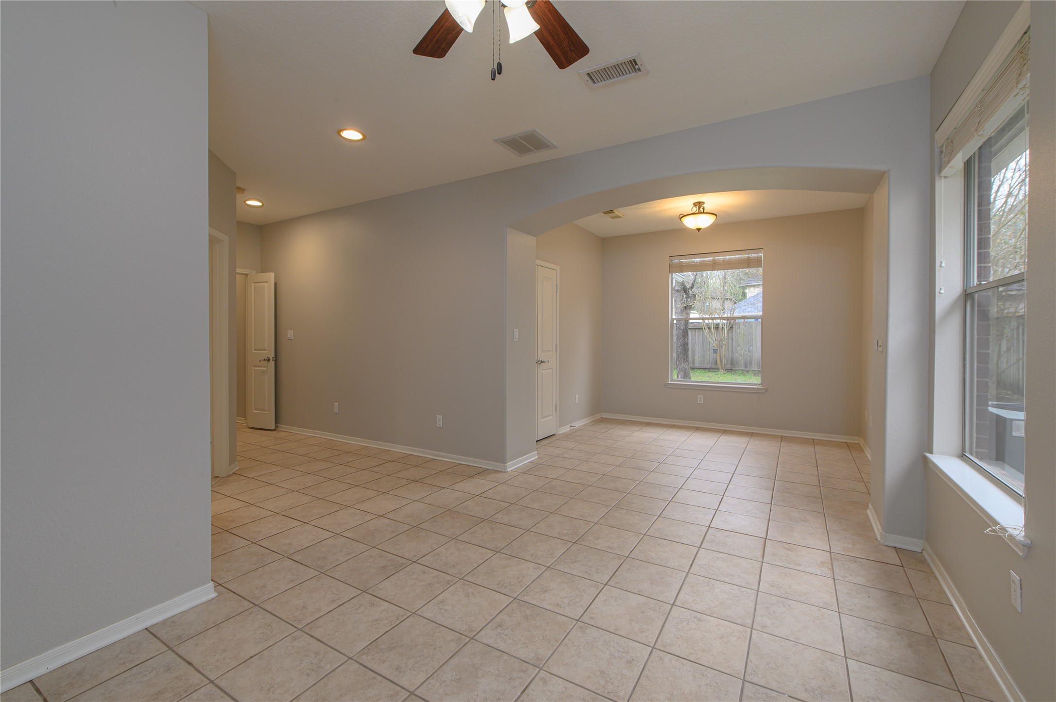 58 South Plum Crest Circle Spring, TX 77382 - Photo 20 of 33