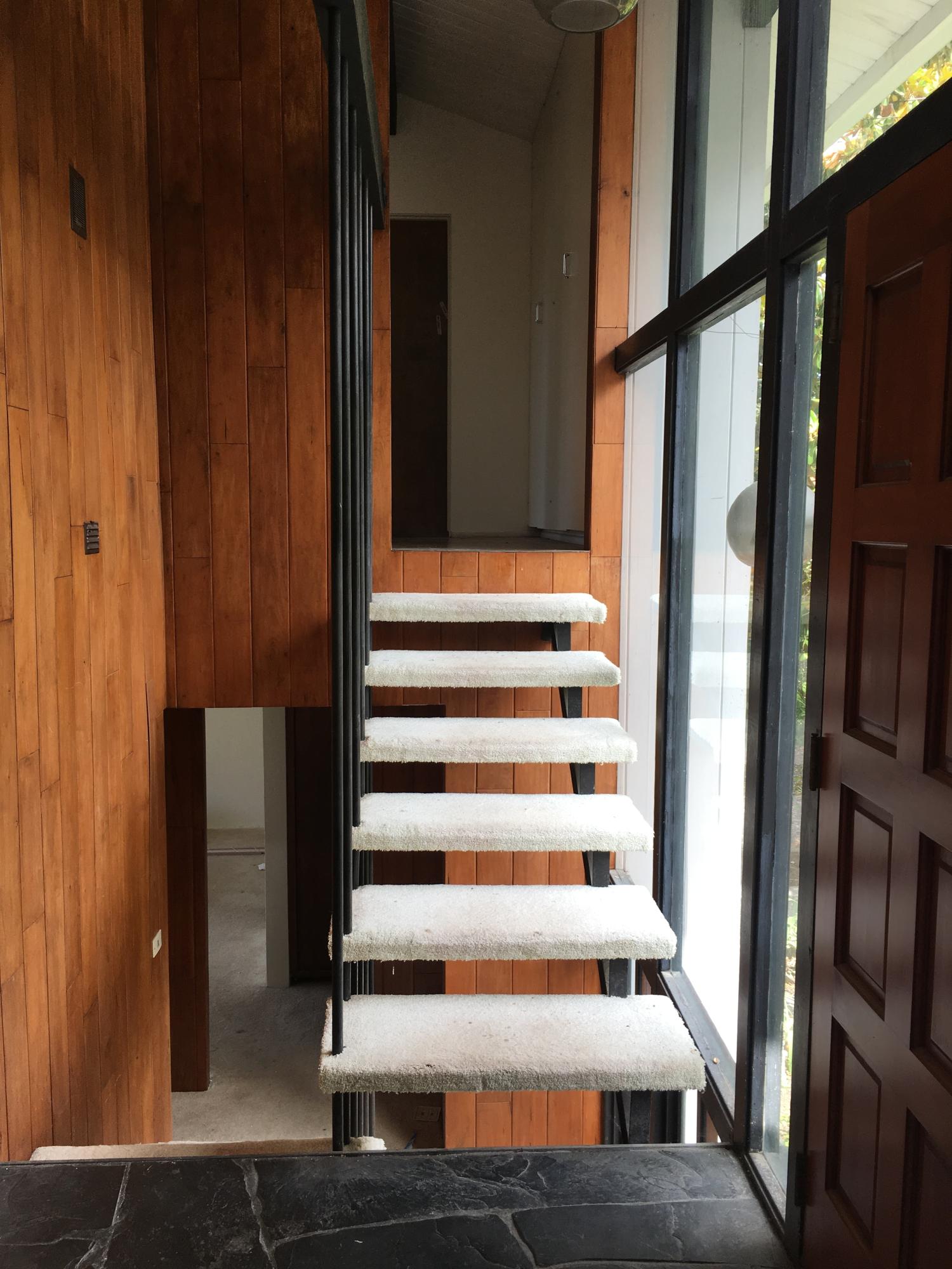 151 Sierra Vista Road Santa Barbara, CA 93108 - Photo 3 of 16 a view of entryway