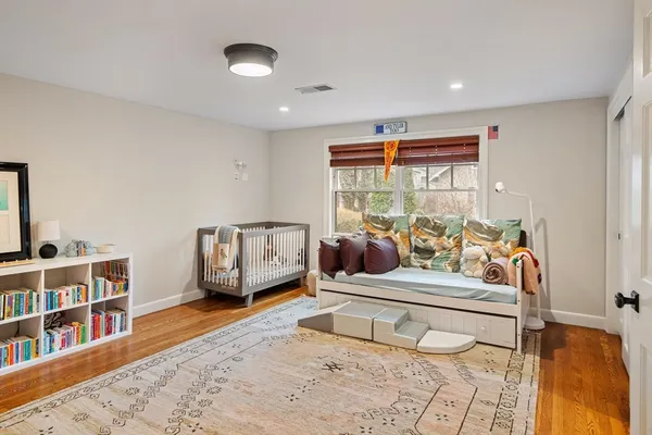 $2,800,000 | 2 Edgewater Place, Winchester, MA 01890
