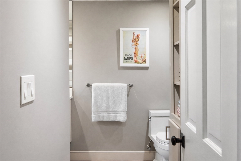 2 Edgewater Place Winchester, MA 01890 - Photo 19 of 32