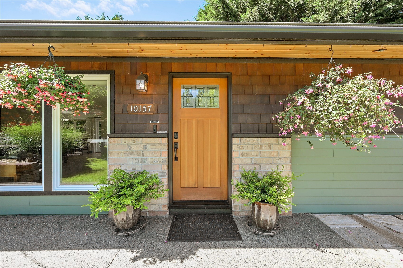 10157 Northeast 200th Street Bothell, WA 98011 - Photo 3 of 38