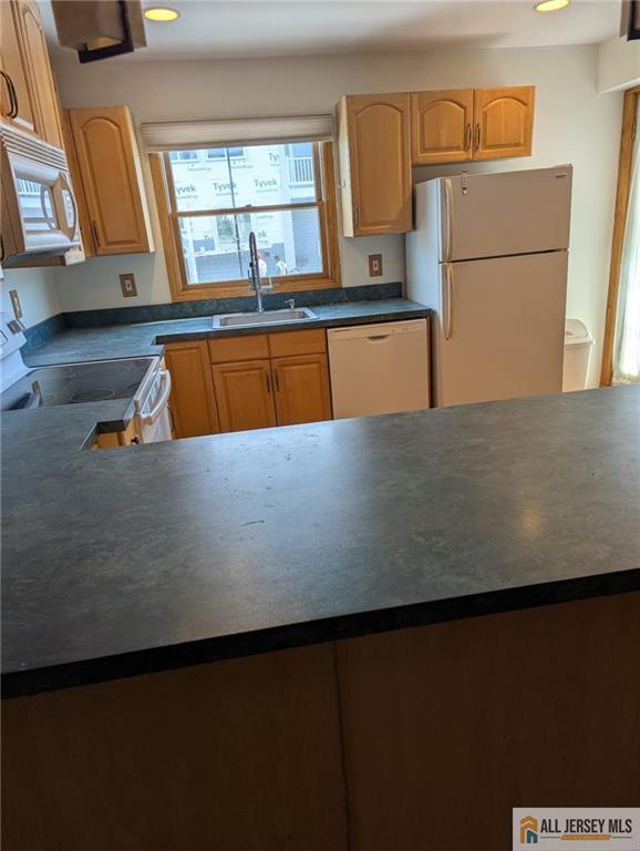 41 Village Road Sea Bright, NJ 07760 - Photo 11 of 17