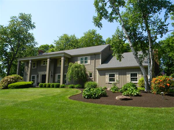 24 Longfellow Road Holyoke, MA 01040 - Photo 1 of 30 Gallery Image 1