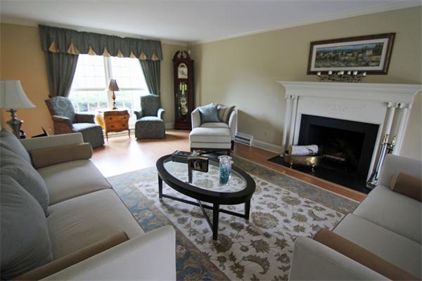 24 Longfellow Road Holyoke, MA 01040 - Photo 19 of 30 Gallery Image 19
