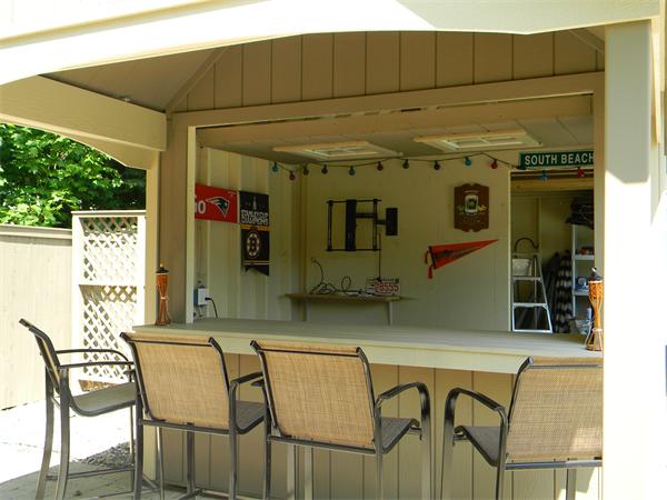 24 Longfellow Road Holyoke, MA 01040 - Photo 5 of 30 Gallery Image 5