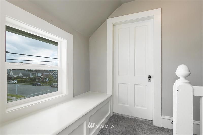 2302 Rockefeller Avenue Everett, WA 98201 - Photo 14 of 18