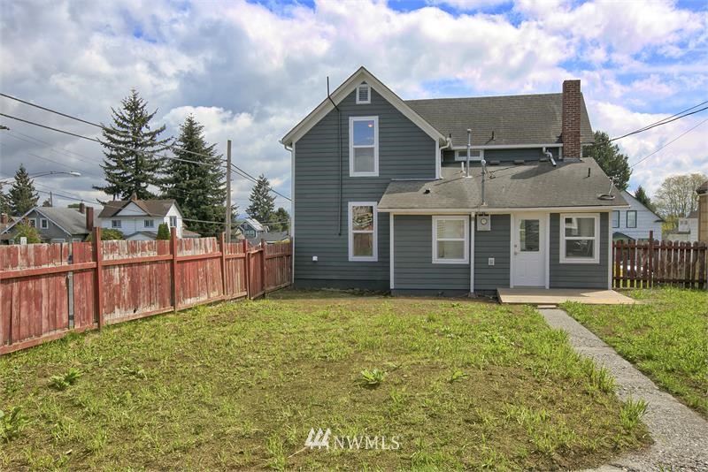 2302 Rockefeller Avenue Everett, WA 98201 - Photo 15 of 18