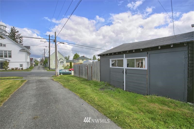 2302 Rockefeller Avenue Everett, WA 98201 - Photo 17 of 18