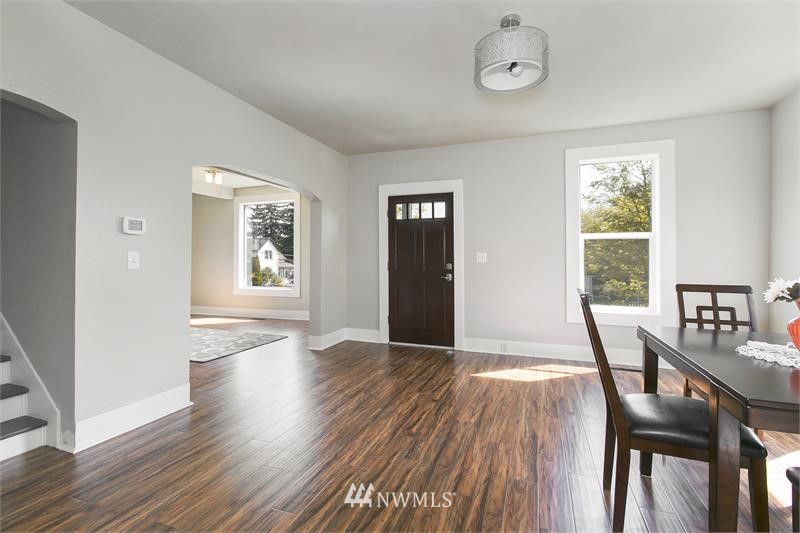 2302 Rockefeller Avenue Everett, WA 98201 - Photo 5 of 18