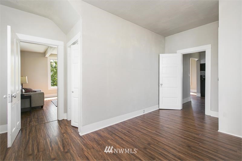2302 Rockefeller Avenue Everett, WA 98201 - Photo 9 of 18