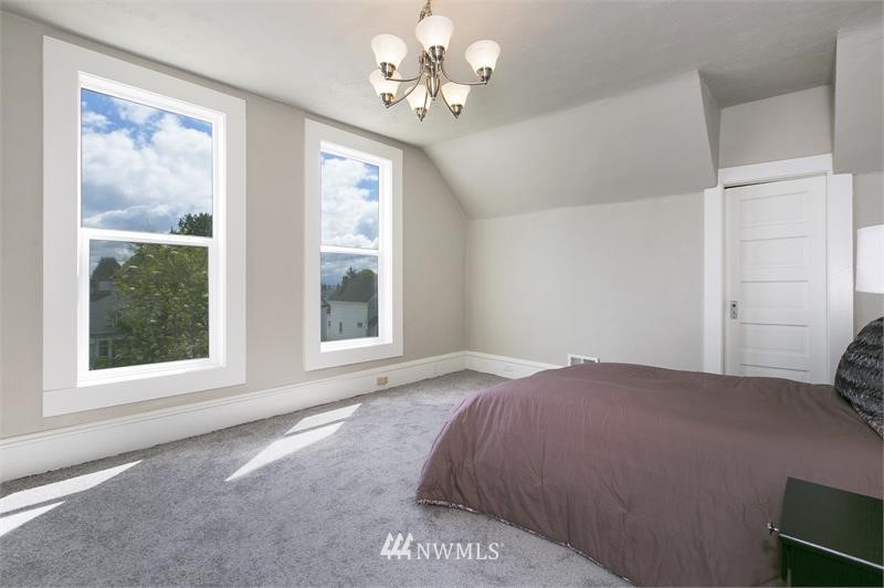 2302 Rockefeller Avenue Everett, WA 98201 - Photo 10 of 18