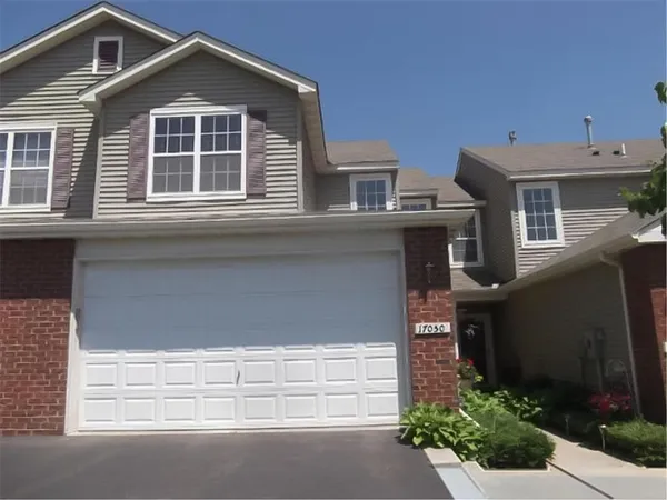 $2,399 | 17050 78th Place North, Maple Grove, MN 55311