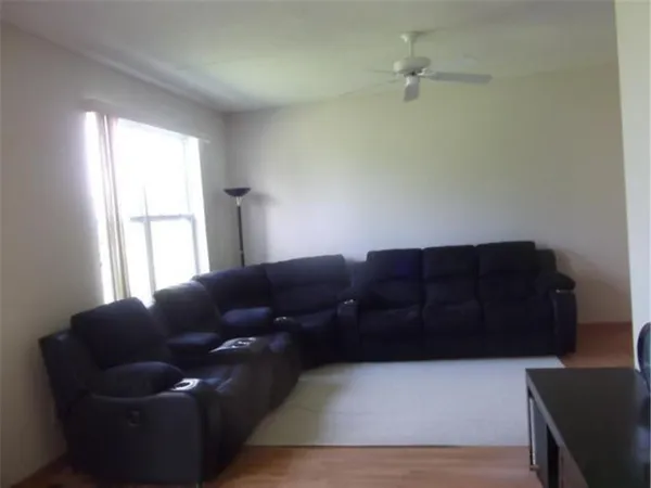 $2,399 | 17050 78th Place North, Maple Grove, MN 55311