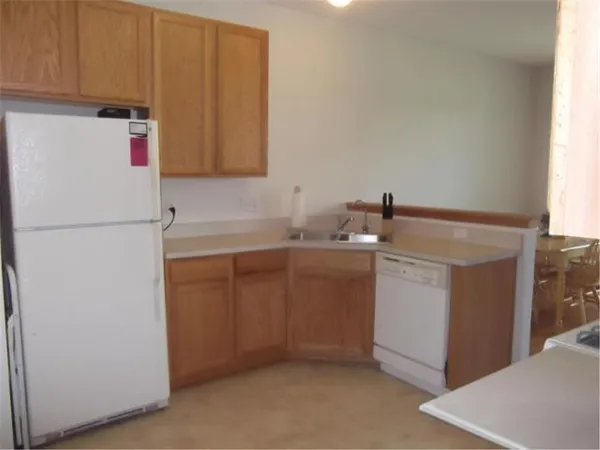 $2,399 | 17050 78th Place North, Maple Grove, MN 55311