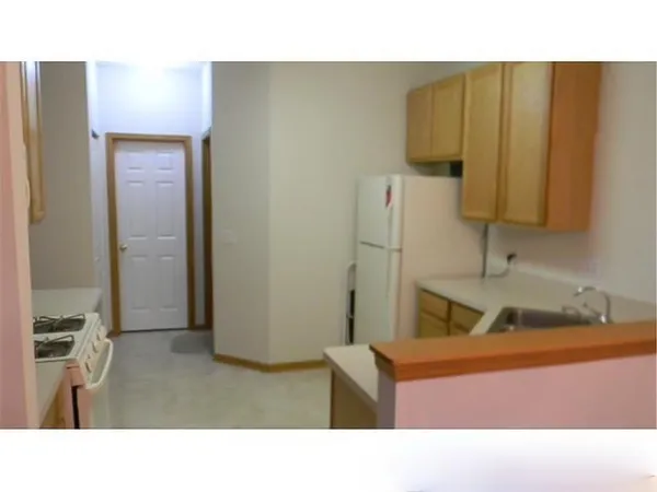 $2,399 | 17050 78th Place North, Maple Grove, MN 55311