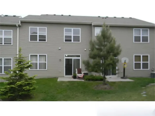 $2,399 | 17050 78th Place North, Maple Grove, MN 55311