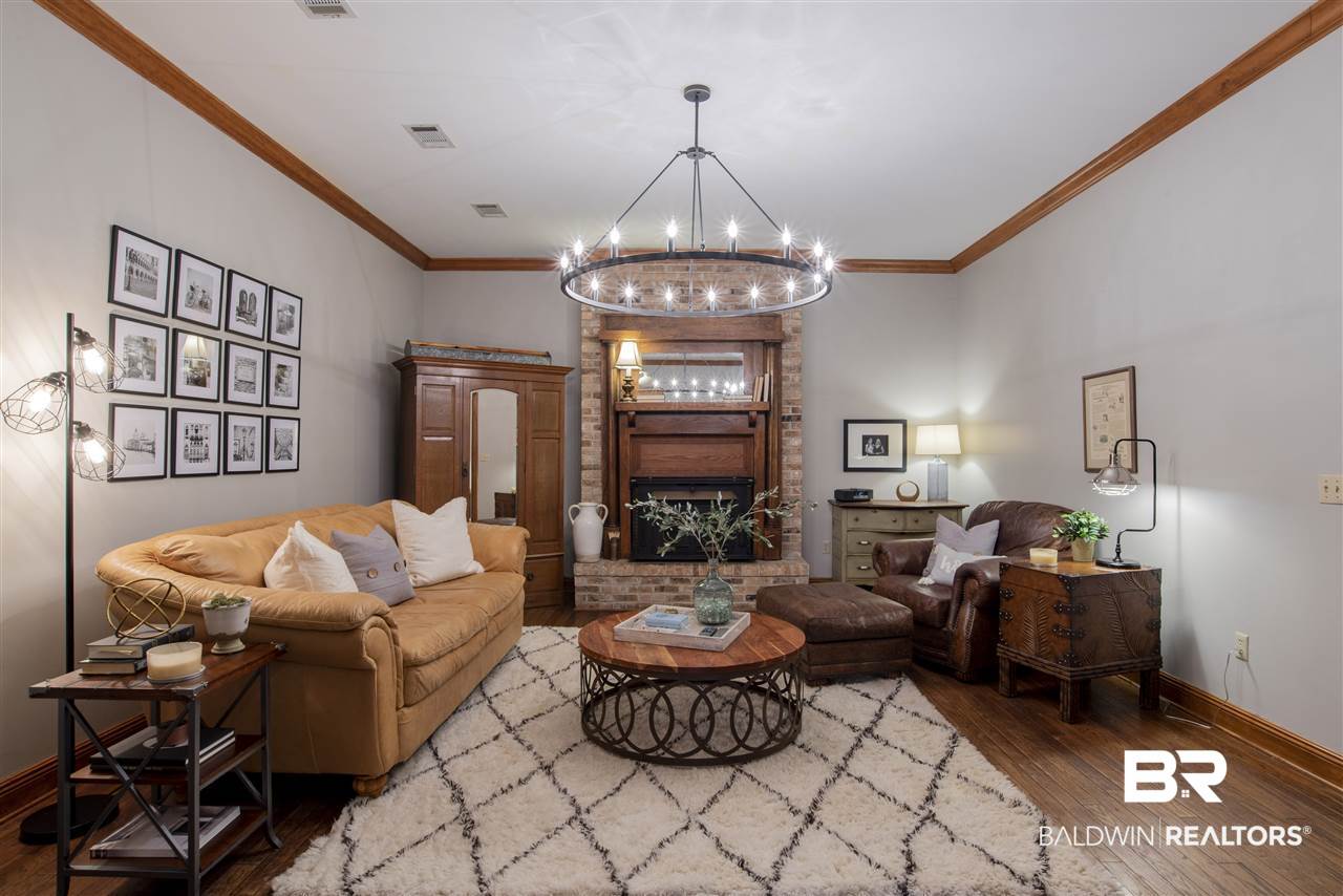 17401 Bee Gum Road Bay Minette, AL 36507 - Photo 12 of 46 Living Room