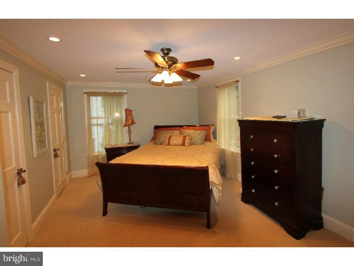 417 West Beechtree Lane Wayne, PA 19087 - Photo 12 of 23 Gallery Image 12