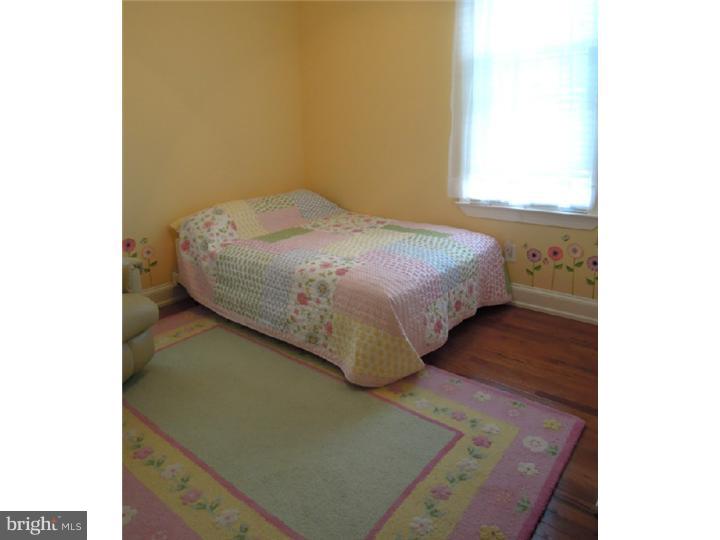 417 West Beechtree Lane Wayne, PA 19087 - Photo 15 of 23 Gallery Image 15